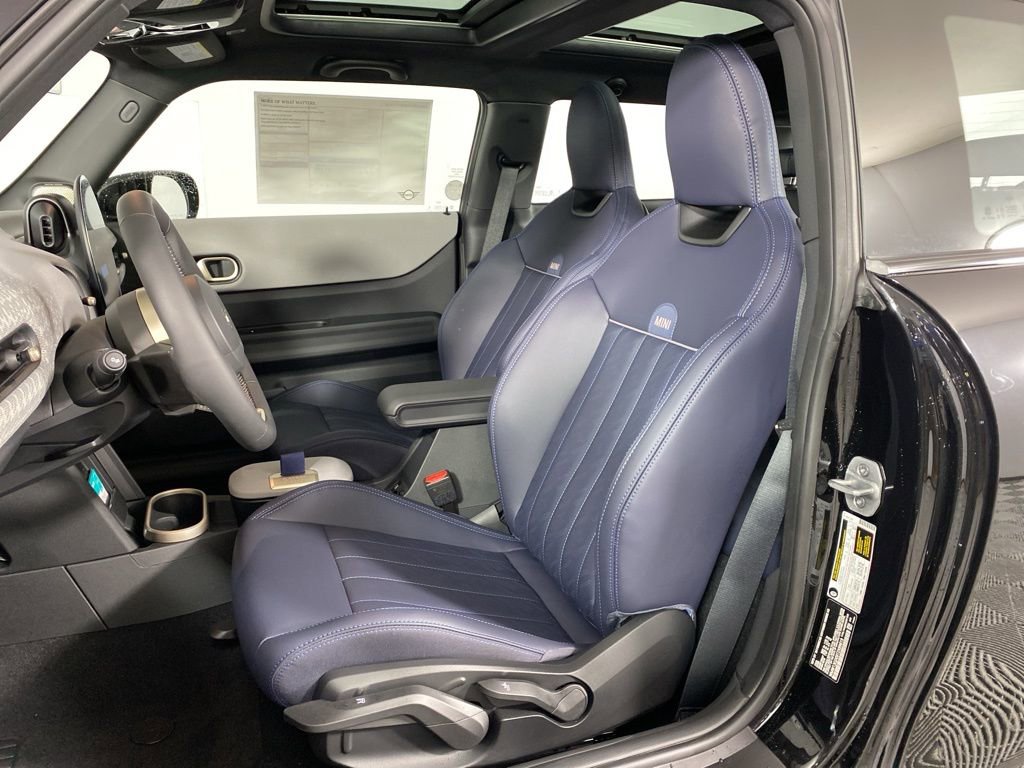 New 2026 MINI Cooper 2-Door Hardtop image 11