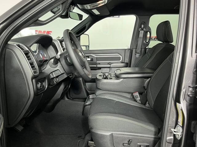 Used 2025 RAM 2500 Big Horn AWD/4WD image 25
