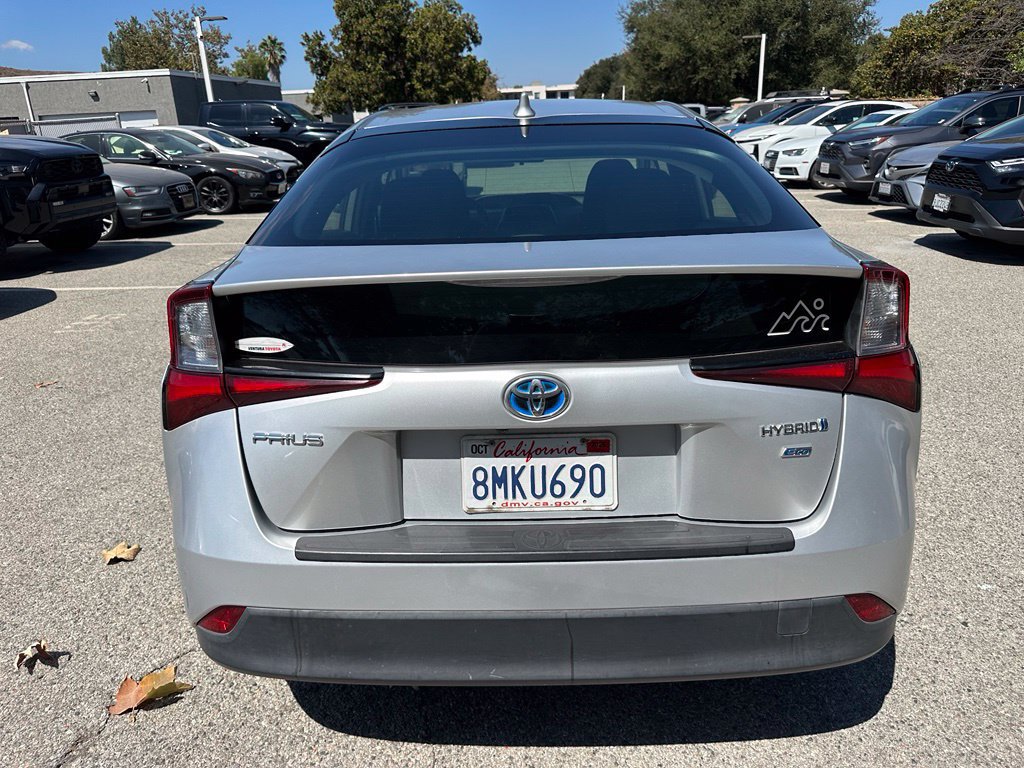 Certified 2020 Toyota Prius L Eco w/ Carpet Mat Package FWD image 3