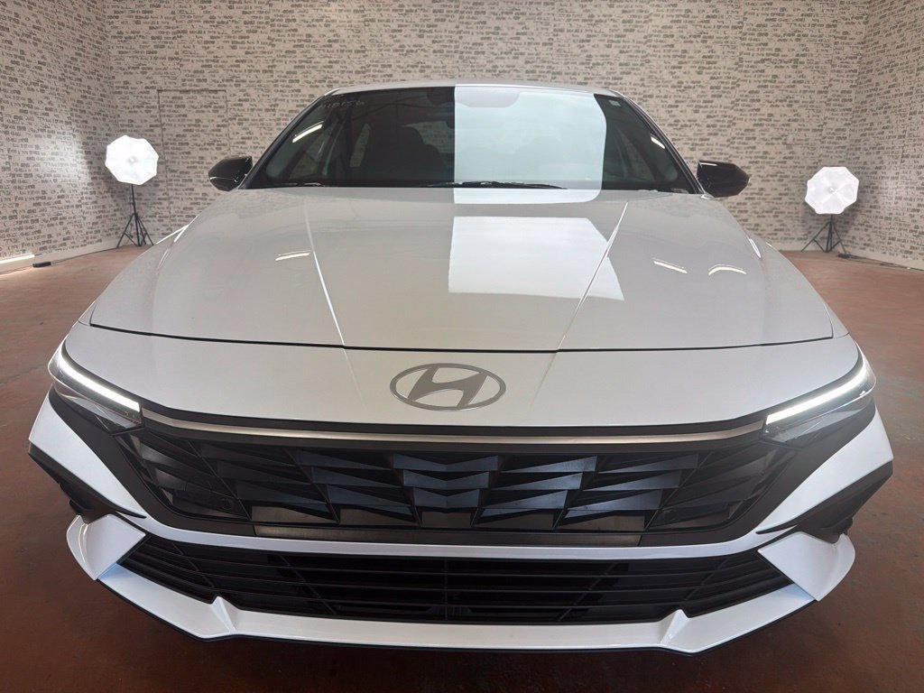 Certified 2026 Hyundai Elantra Sport FWD image 2