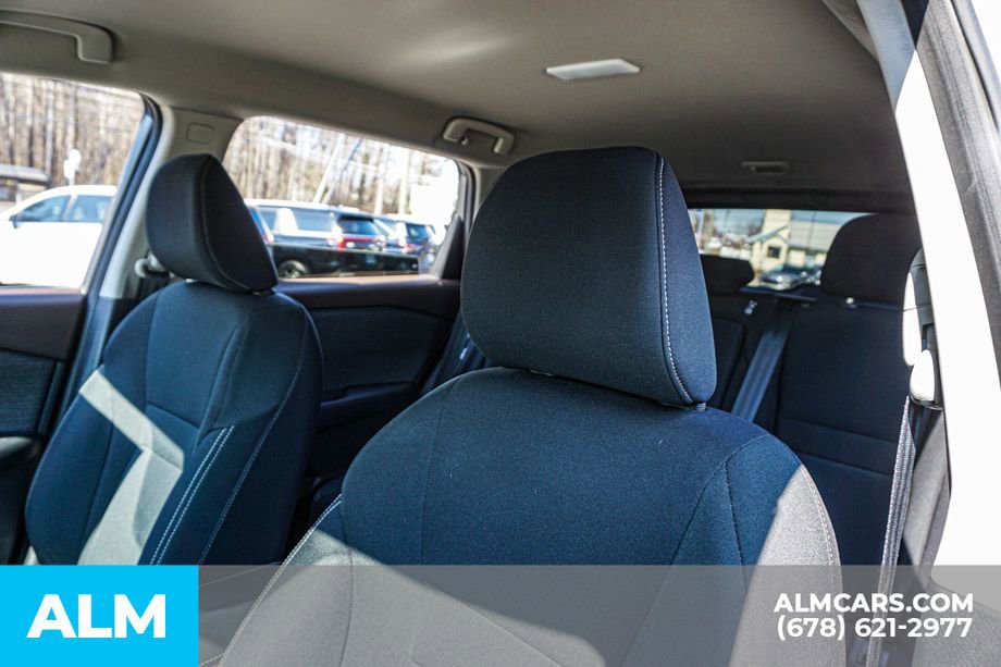 Used 2023 Nissan Rogue S image 18