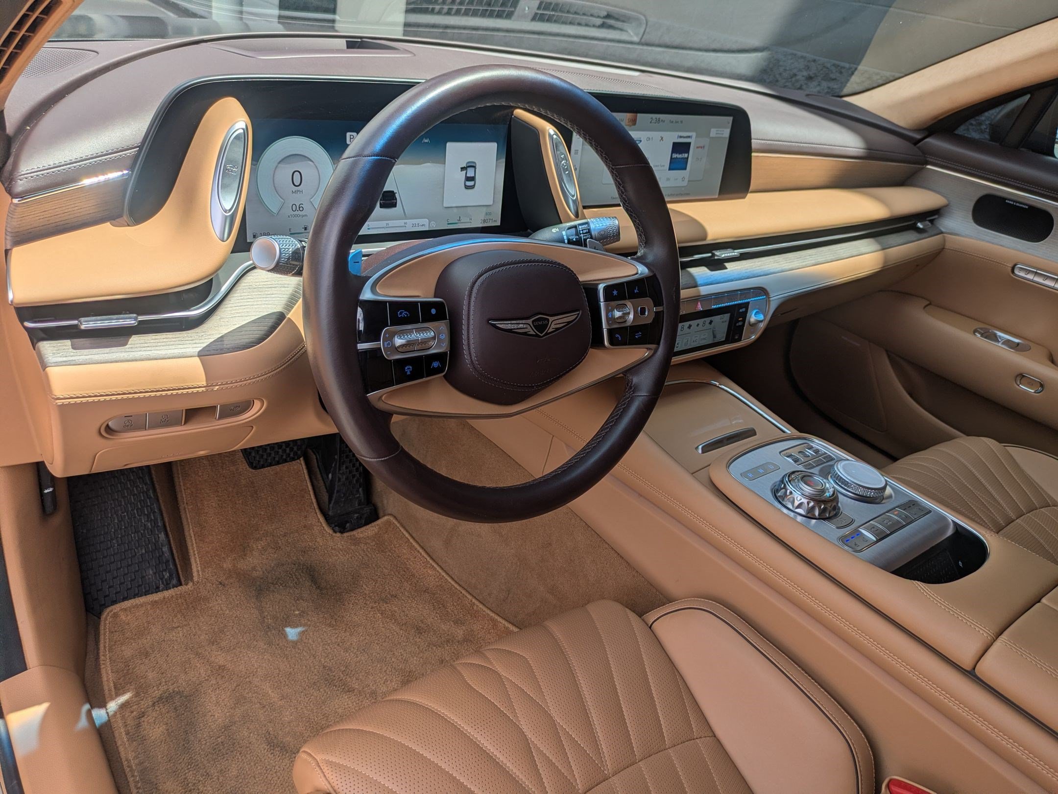 Used 2023 Genesis G90 3.5T AWD/4WD image 11