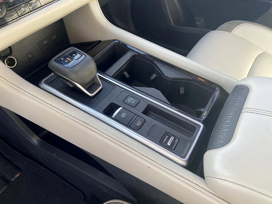 Certified 2022 Nissan Pathfinder SL w/ SL Premium Package image 15