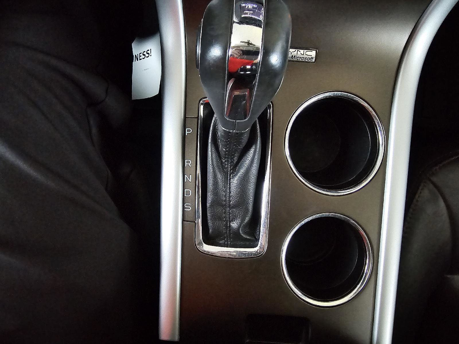 Used 2013 Ford Edge SEL image 25