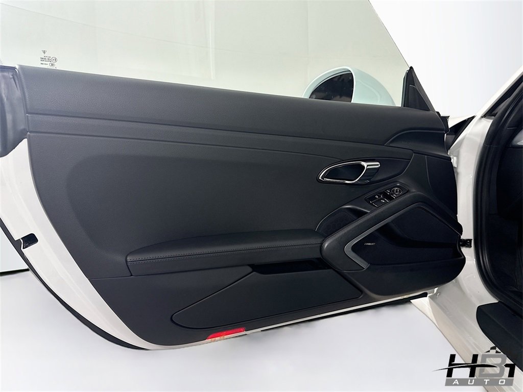 Used 2013 Porsche 911 Carrera S image 14