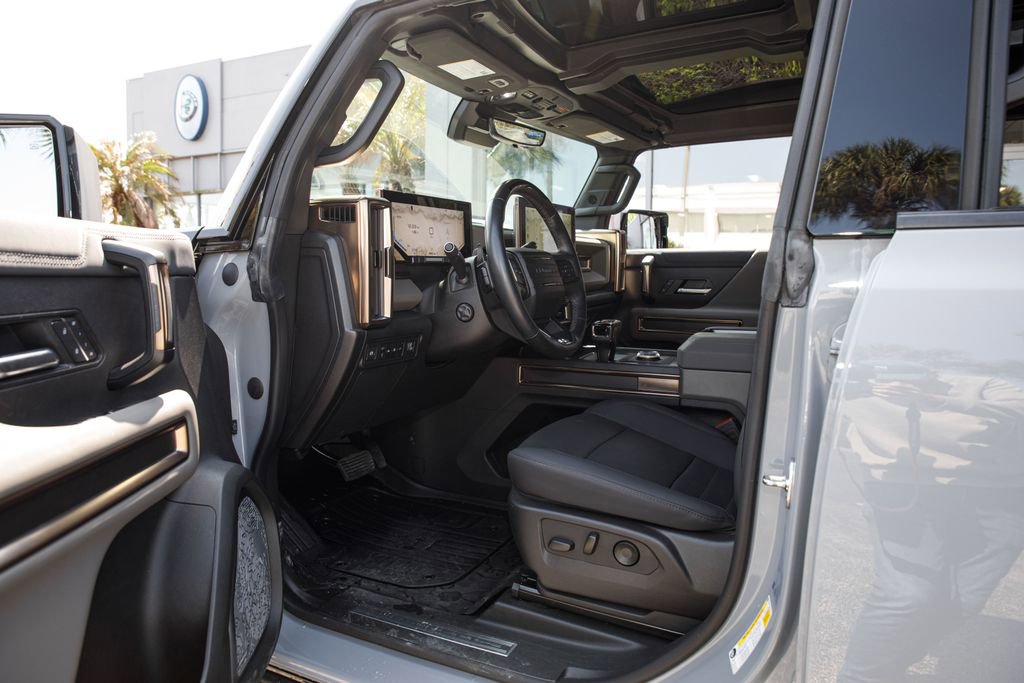 Used 2024 GMC Hummer EV 2X image 22