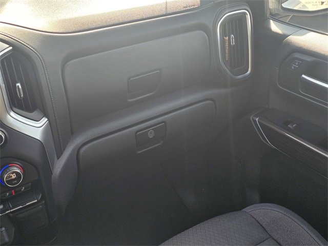 Used 2019 Chevrolet Silverado 1500 LT w/ Texas Edition image 17