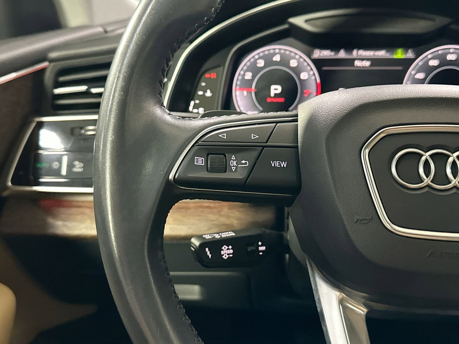 Used 2019 Audi Q8 Prestige image 21