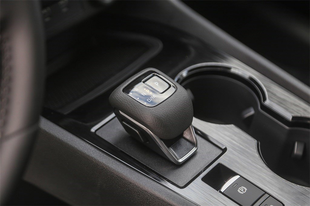 New 2026 Nissan Rogue SV image 20