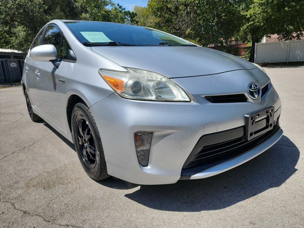 Used 2012 Toyota Prius Two FWD image 1