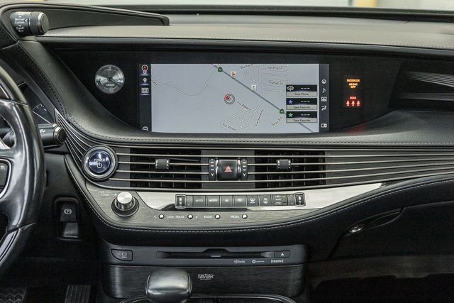 Used 2018 Lexus LS 500h AWD image 8