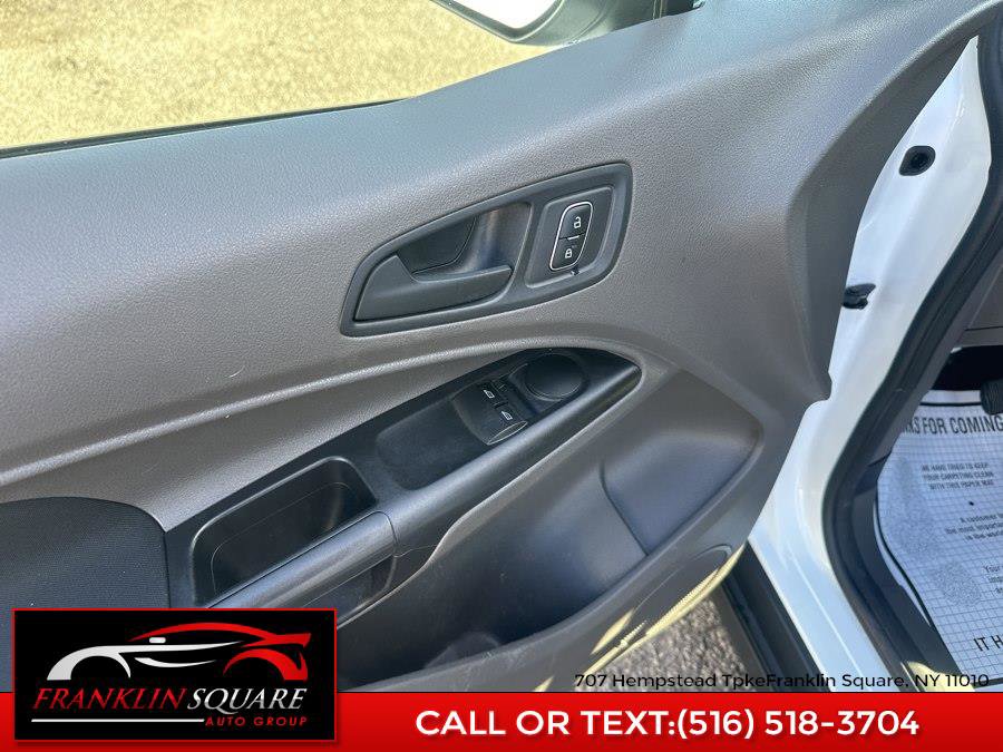 Used 2019 Ford Transit Connect XL image 17