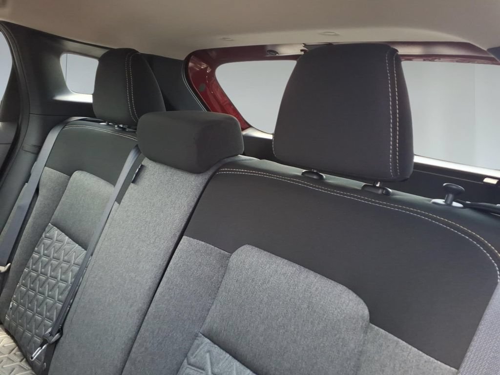 New 2026 Nissan Kicks SV w/ SV Premium Package FWD image 11