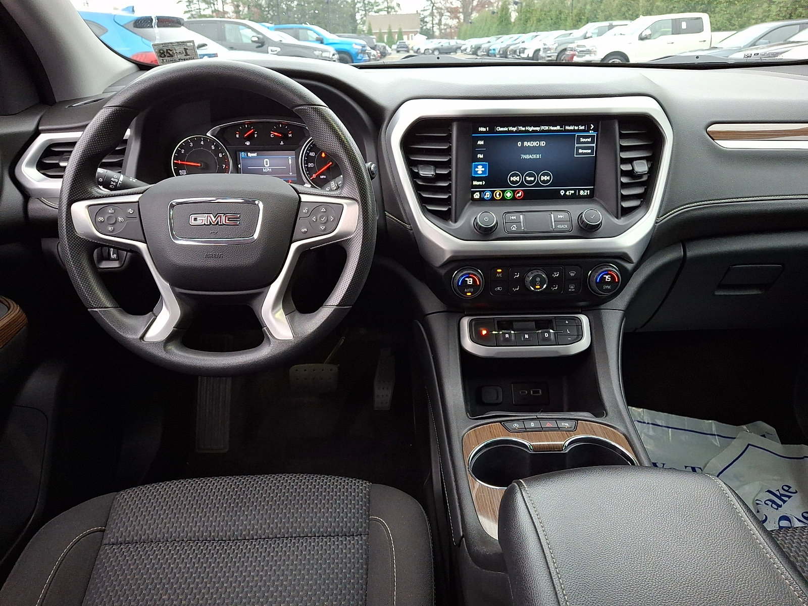 Certified 2023 GMC Acadia SLE image 15