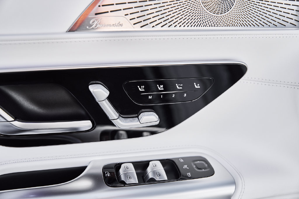 Used 2026 Mercedes-Benz Maybach SL 680 image 40