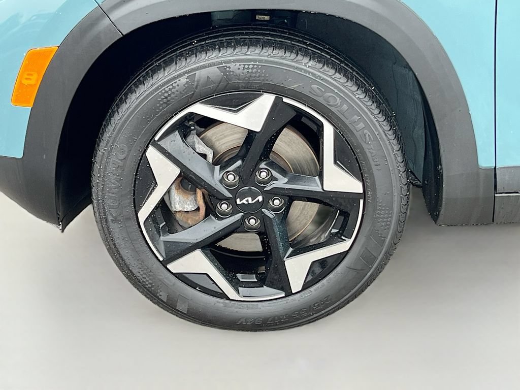 Used 2025 Kia Seltos S AWD/4WD image 31