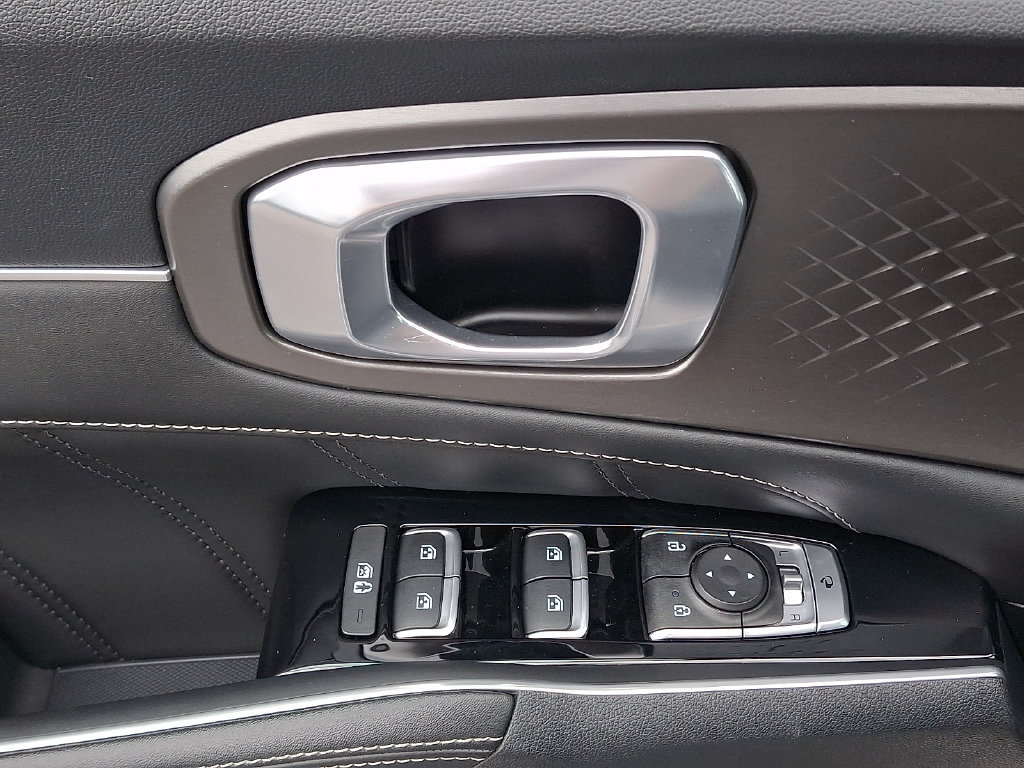 Certified 2023 Kia Sorento SX AWD/4WD image 14