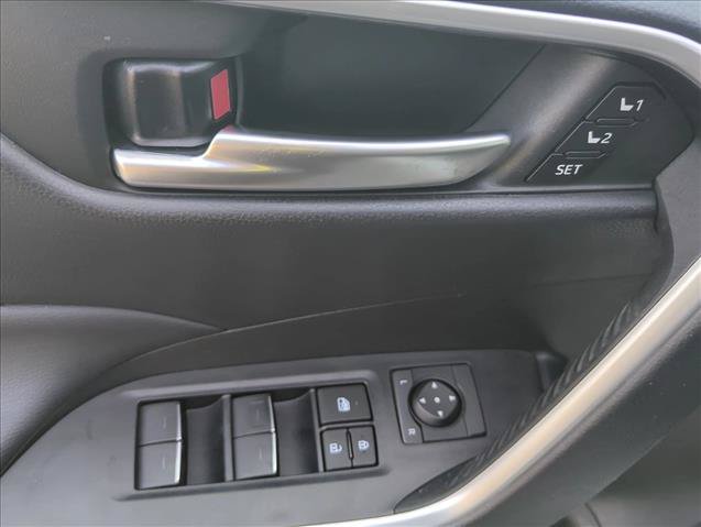 Used 2023 Toyota RAV4 XLE Premium AWD/4WD image 10