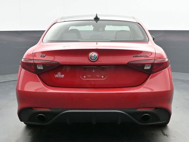 Used 2019 Alfa Romeo Giulia Ti image 7