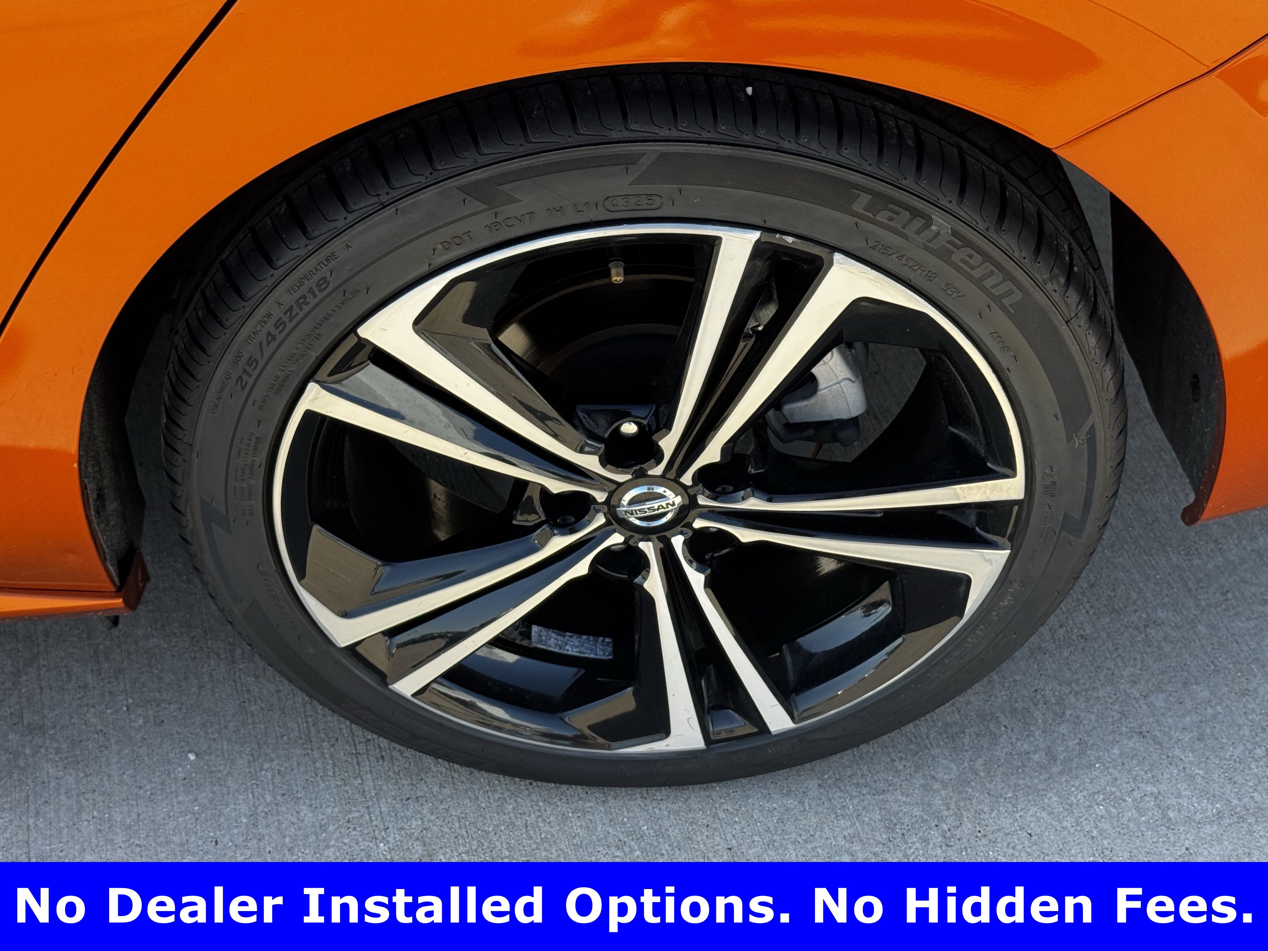 Used 2022 Nissan Sentra SR w/ Electronics Package FWD image 9
