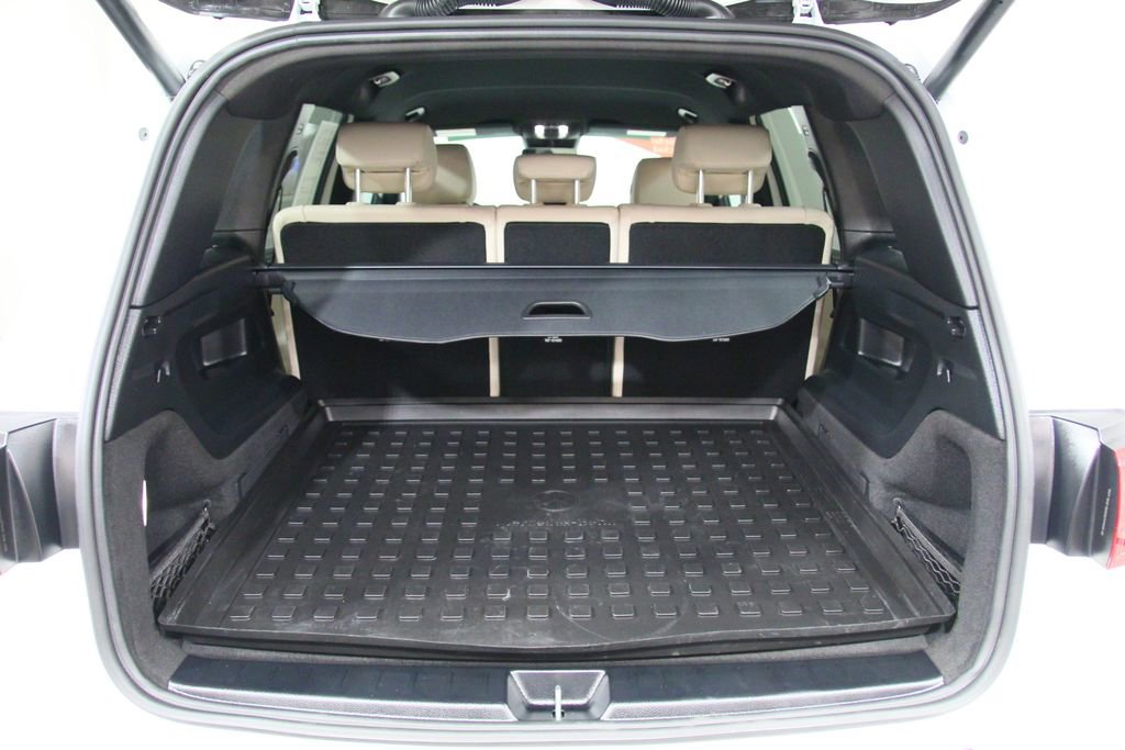 Certified 2025 Mercedes-Benz GLB 250 4MATIC image 27