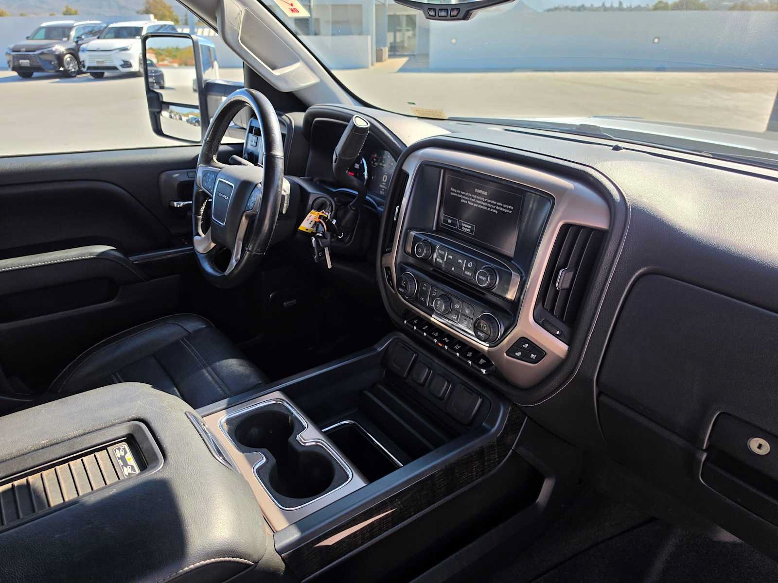Used 2016 GMC Sierra 2500 Denali w/ Duramax Plus Package AWD/4WD image 11