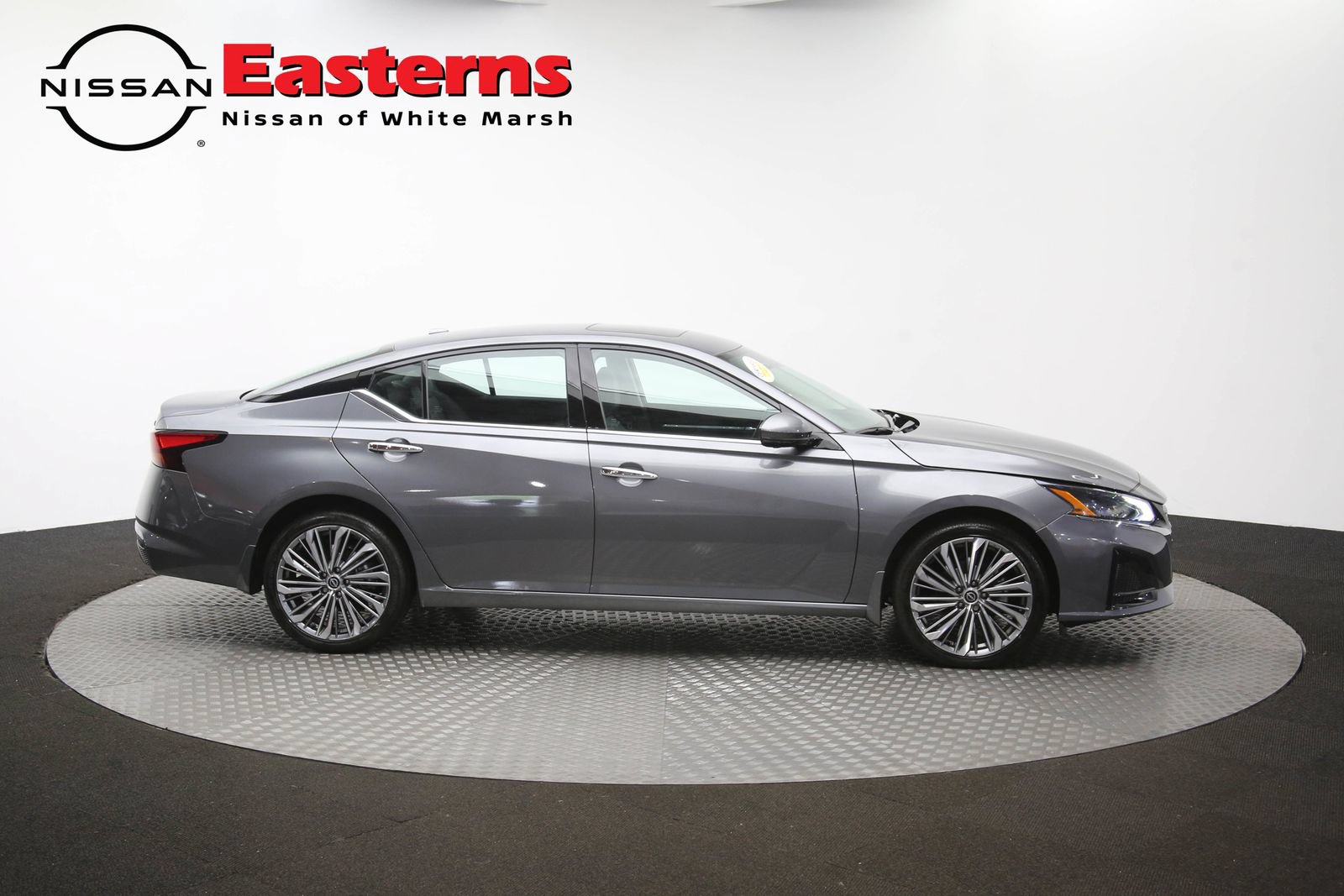 Used 2024 Nissan Altima 2.5 SL AWD/4WD image 45