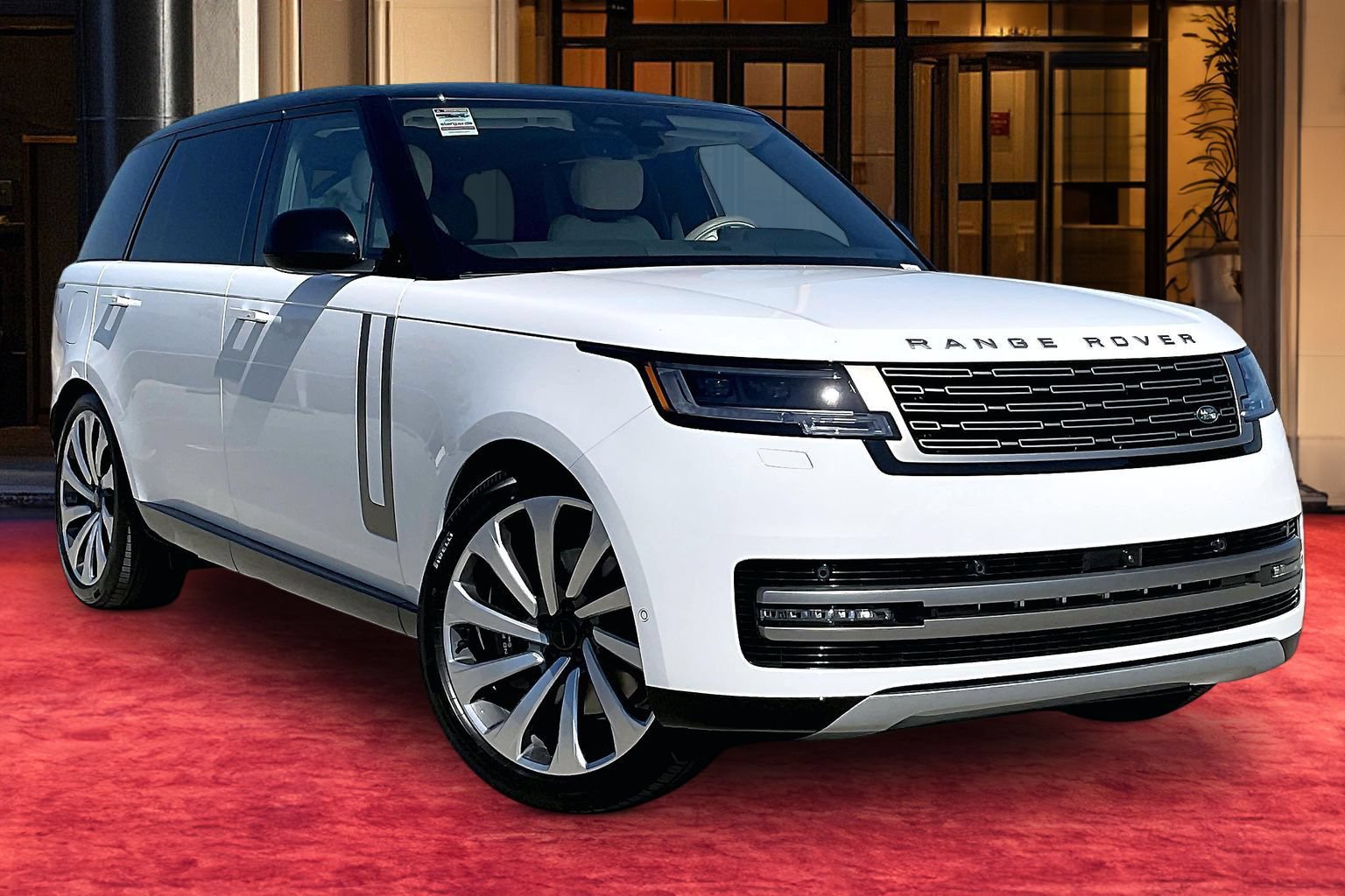 New 2026 Land Rover Range Rover Long Wheelbase SE AWD/4WD image 23