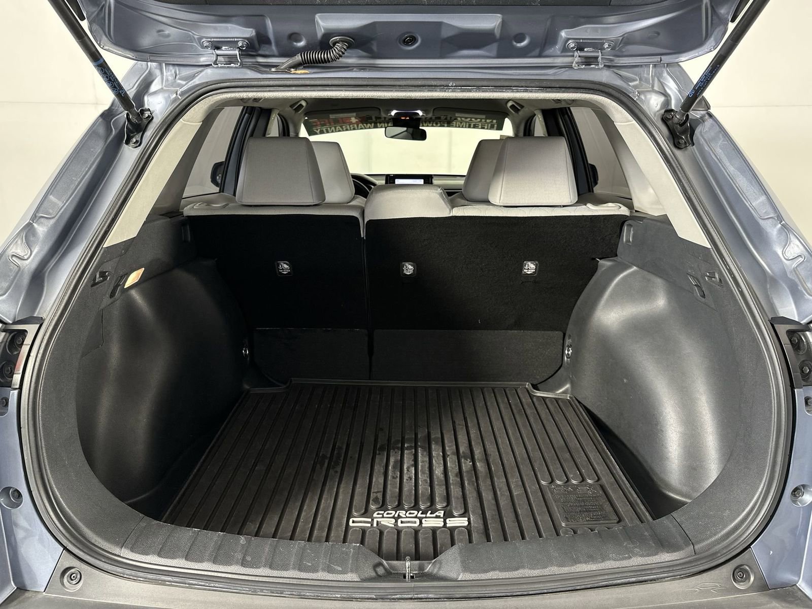 Used 2022 Toyota Corolla Cross L FWD image 24