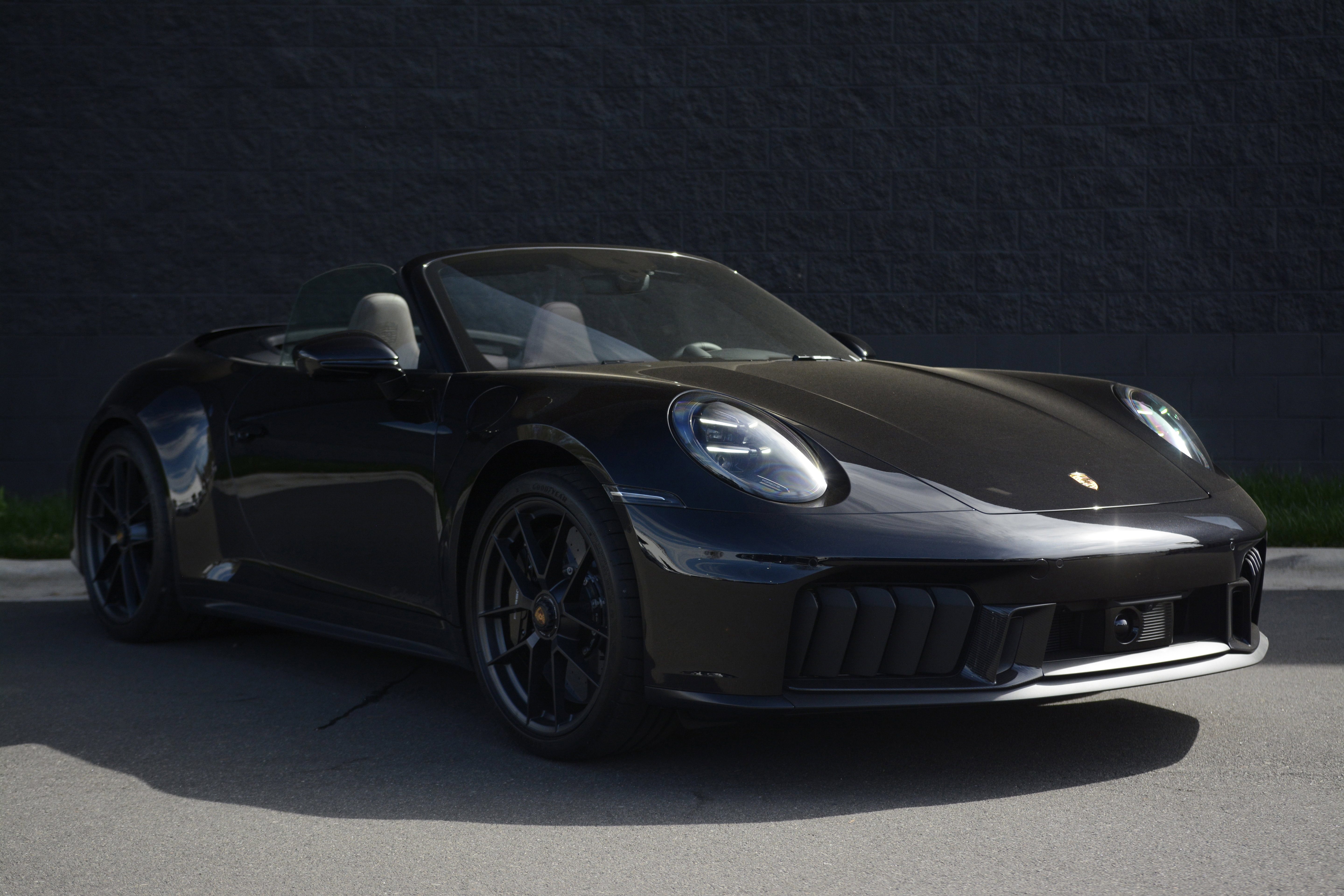 Used 2026 Porsche 911 GTS image 9