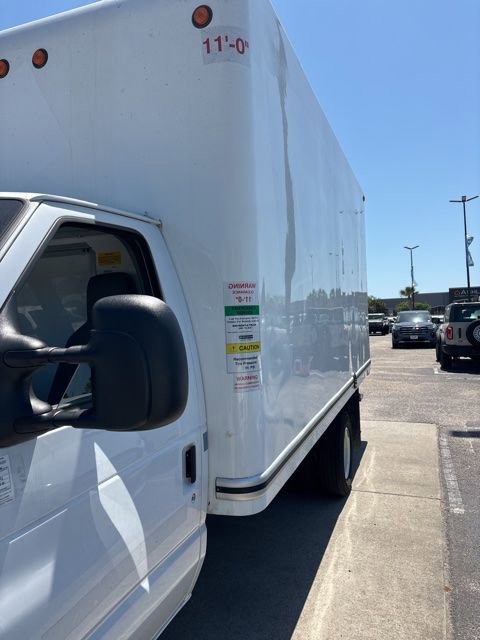 Used 2024 Ford E-350 and Econoline 350 Super Duty w/ Power Windows & Locks Group RWD image 8