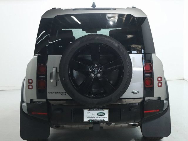 Used 2022 Land Rover Defender 110 X-Dynamic HSE AWD/4WD image 7