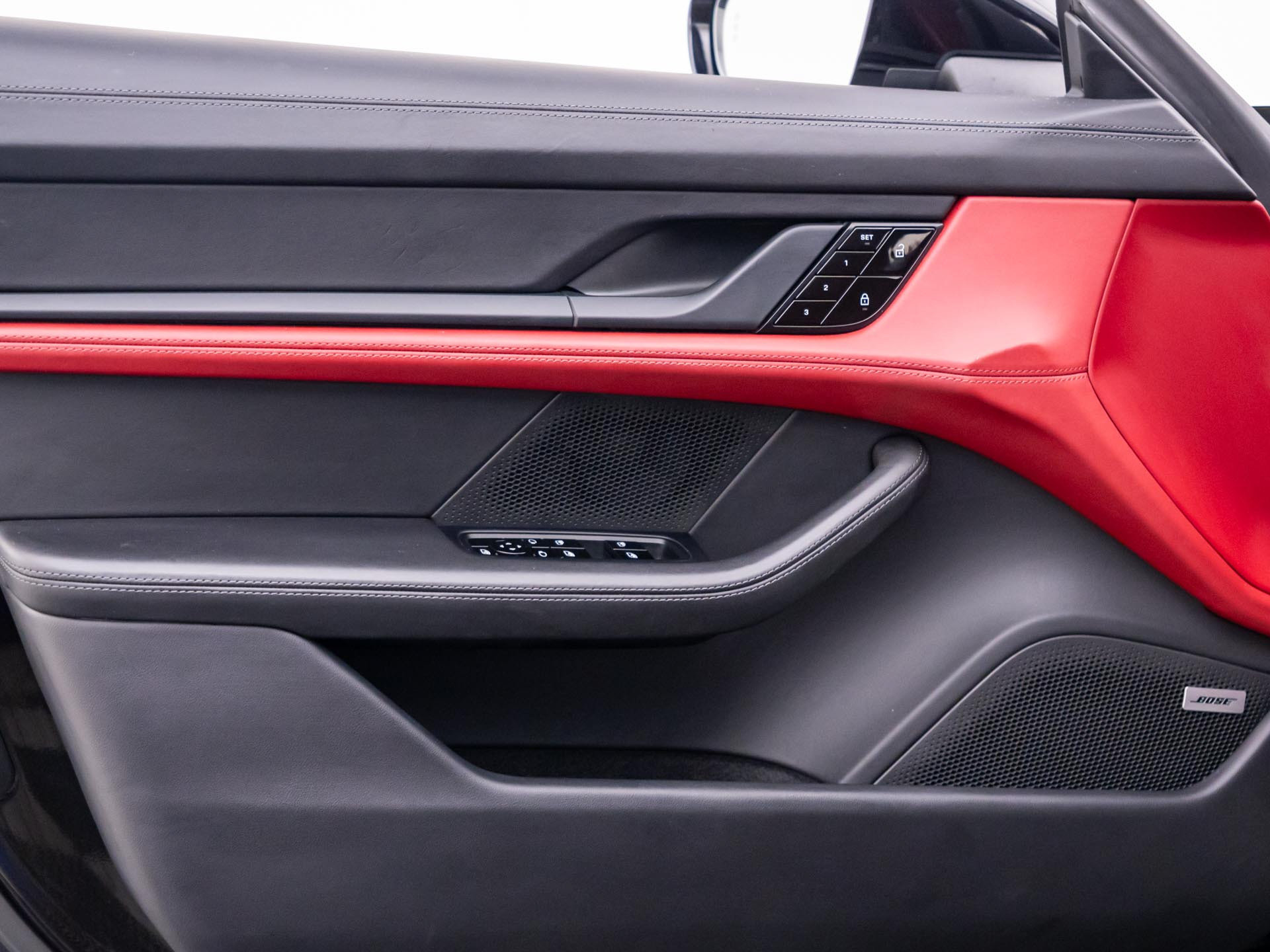 Certified 2021 Porsche Taycan 4S AWD/4WD image 14