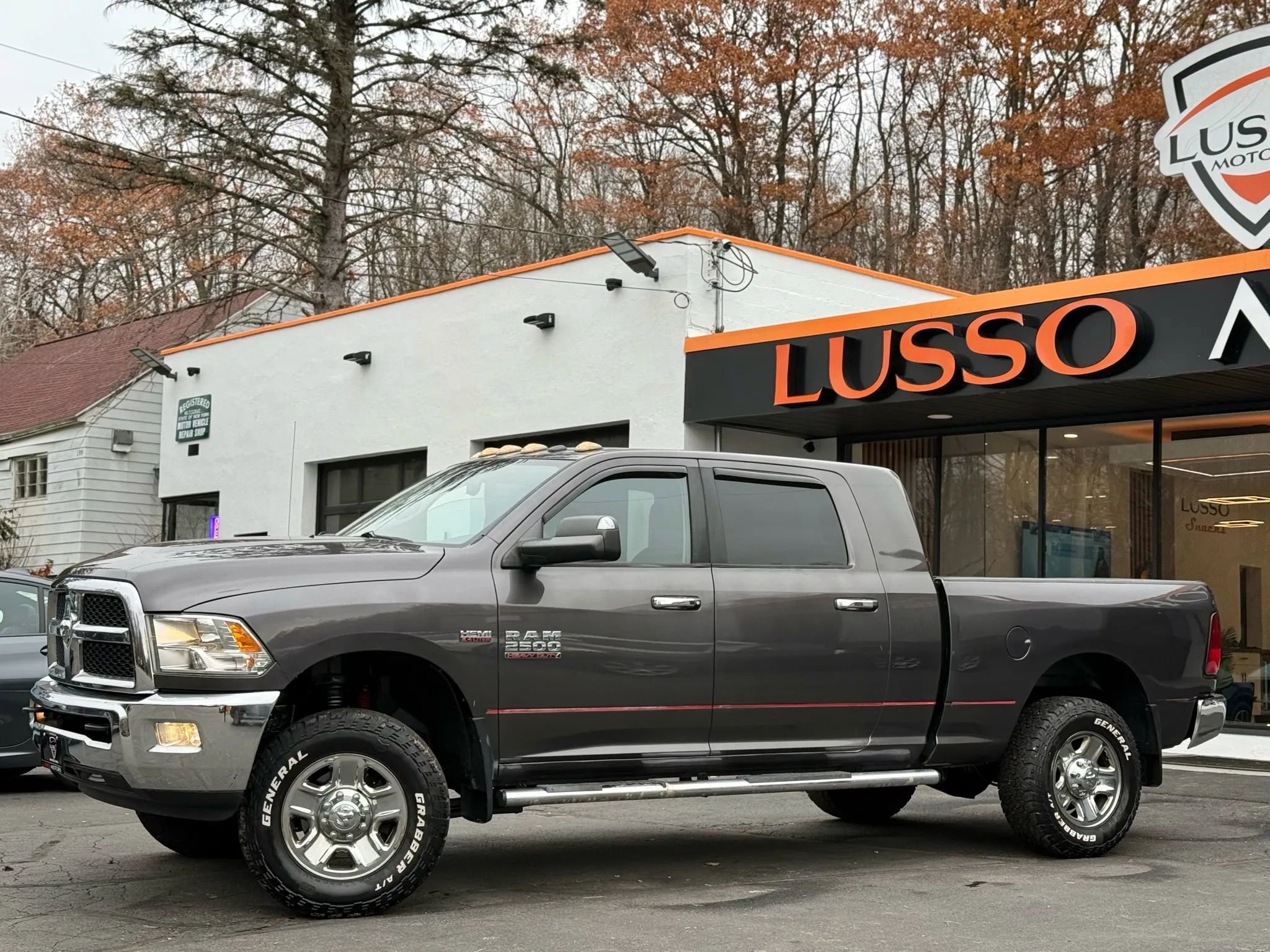 Used 2014 RAM 2500 SLT image 43