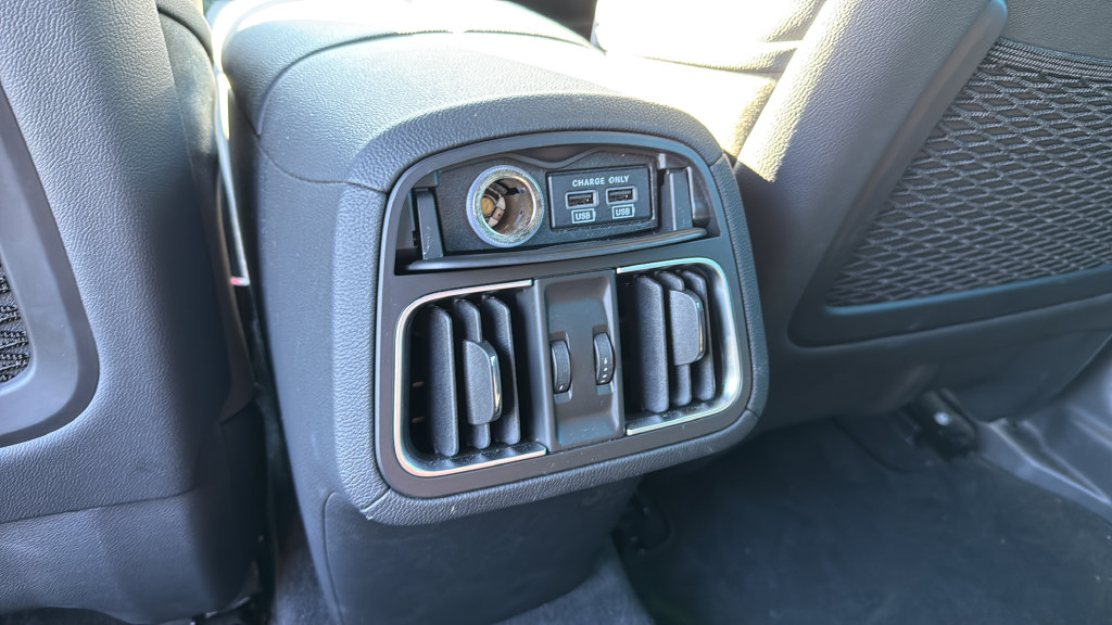 Used 2023 Maserati Levante GT AWD/4WD image 29