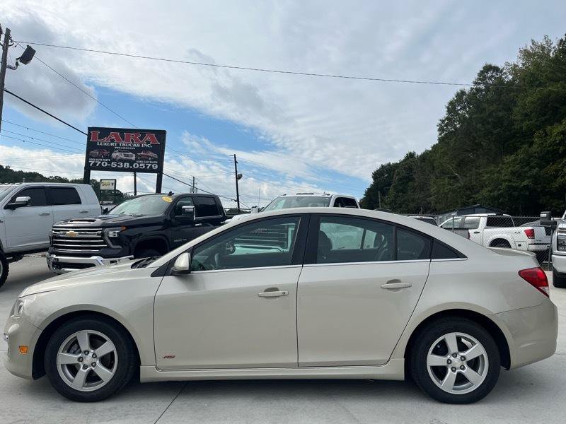 Used 2015 Chevrolet Cruze LT FWD image 4