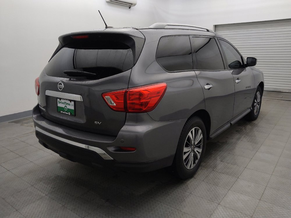 Used 2017 Nissan Pathfinder SV FWD image 9