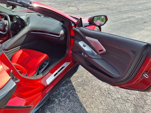 Used 2025 Chevrolet Corvette Z06 RWD image 69