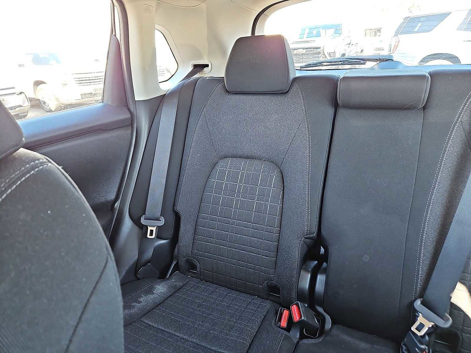 Used 2025 Honda HR-V LX image 10