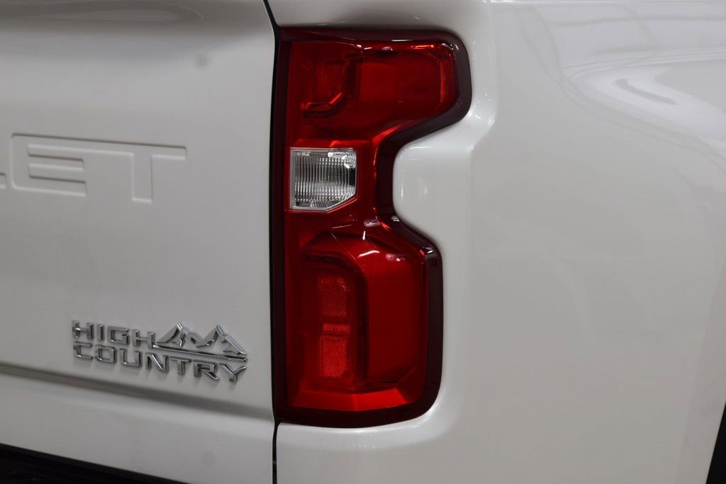 Used 2024 Chevrolet Silverado 2500 High Country w/ High Country Premium Package image 23