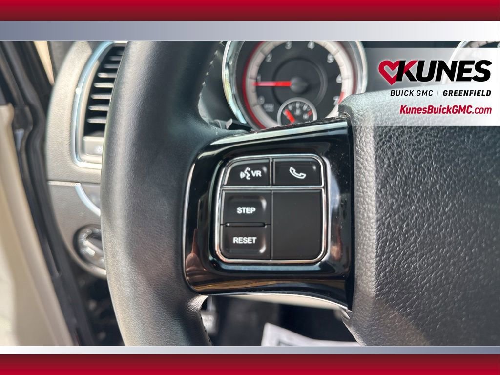 Used 2017 Dodge Grand Caravan SXT FWD image 18