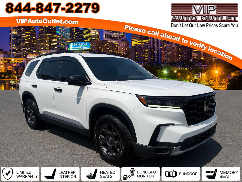 Used 2023 Honda Pilot TrailSport image 1