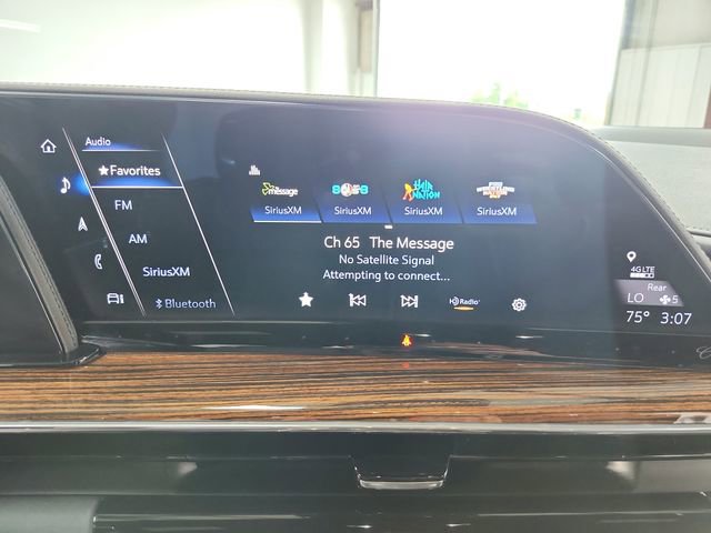 Used 2023 Cadillac Escalade ESV Premium Luxury RWD image 27