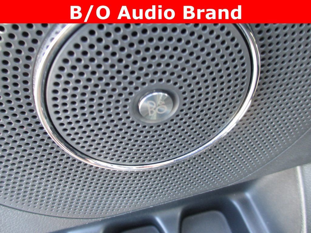 Used 2022 Ford Expedition Limited image 17