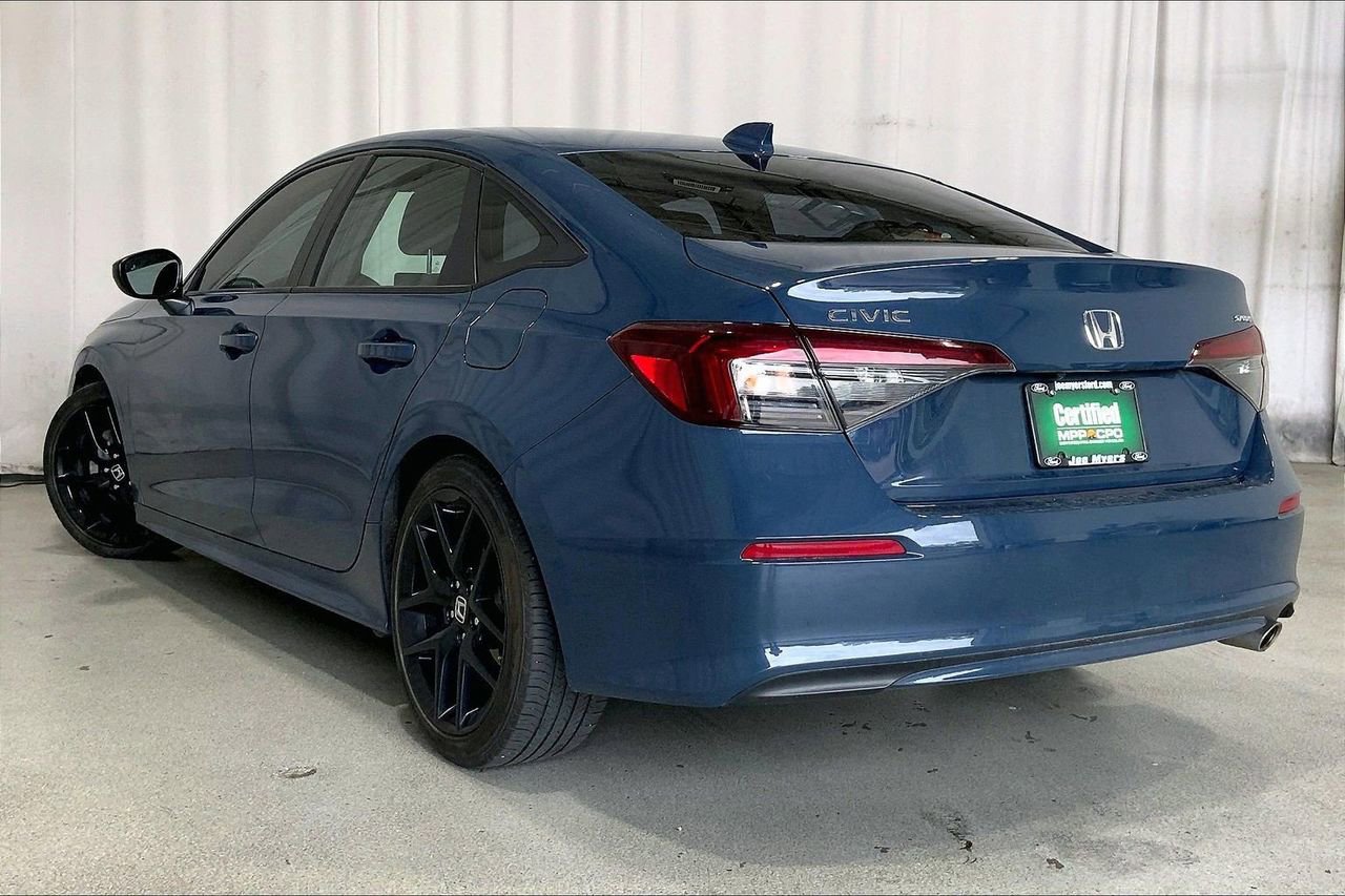 Used 2025 Honda Civic Sport image 5