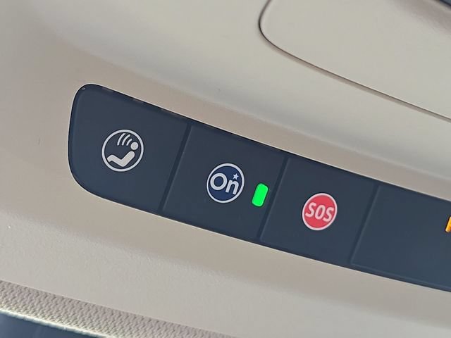 Used 2021 Buick Envision Essence w/ Sport Touring Package FWD image 38
