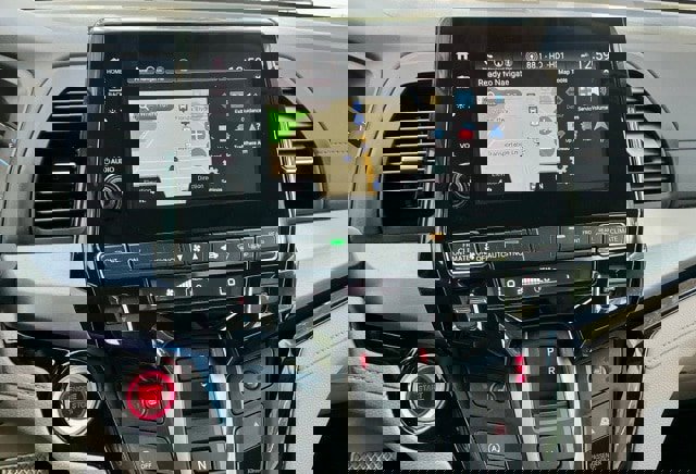 Certified 2022 Honda Odyssey Touring image 32