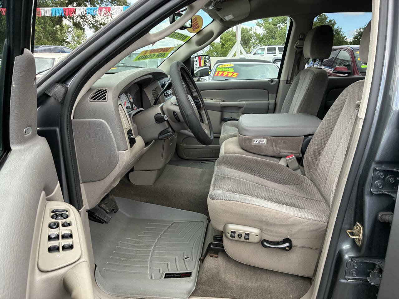 Used 2004 Dodge Ram 2500 Truck SLT w/ Trailer Tow Group RWD image 3