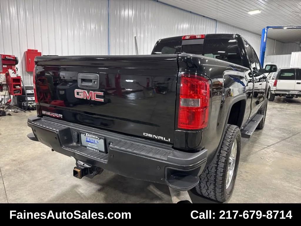 Used 2015 GMC Sierra 2500 Denali w/ Duramax Plus Package image 18
