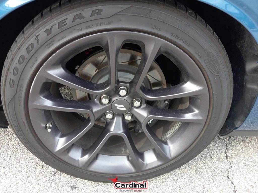 Used 2020 Dodge Challenger R/T Scat Pack w/ Shaker Package image 4